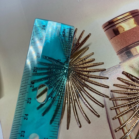 ⭐️ Big Gold Earrings - Picture 5 of 5